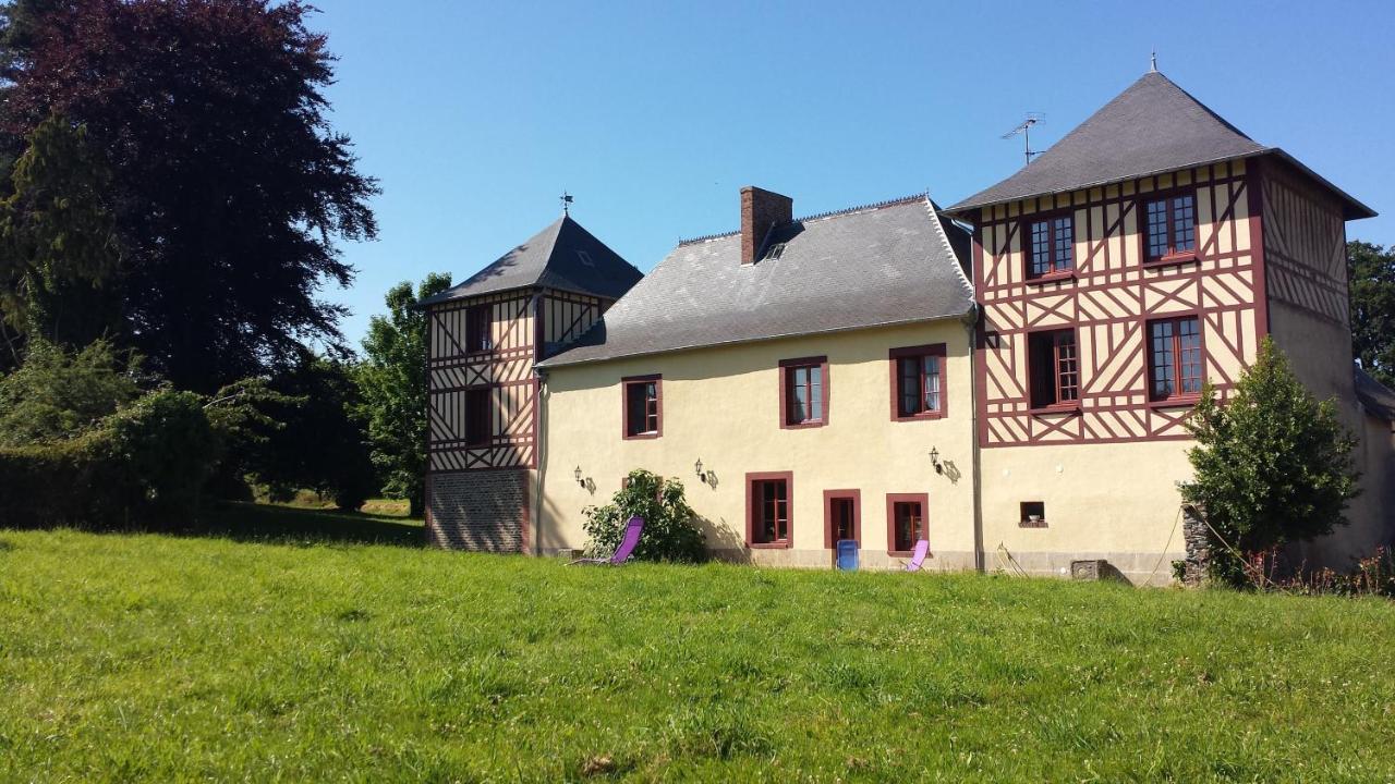 Bed and Breakfast Le Manoir Des Arts Saint-Samson-de-Bonfossé Exteriér fotografie