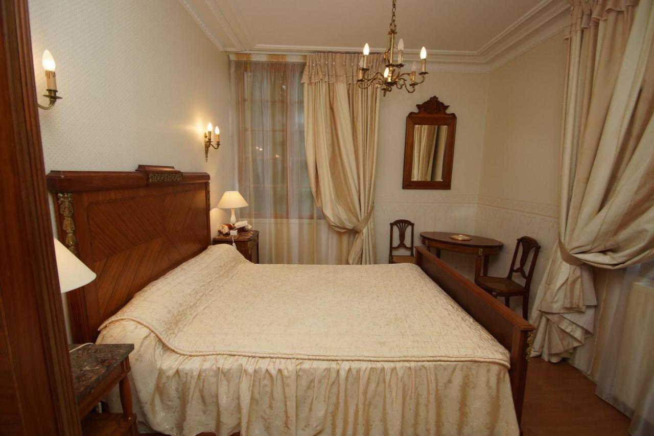 Bed and Breakfast Le Manoir Des Arts Saint-Samson-de-Bonfossé Exteriér fotografie